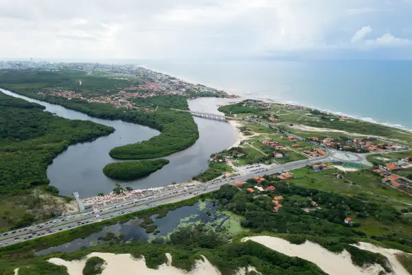 Fortaleza para Jovens Ciclistas: Roteiros de Bicicleta Elétrica entre Praia e Cidade